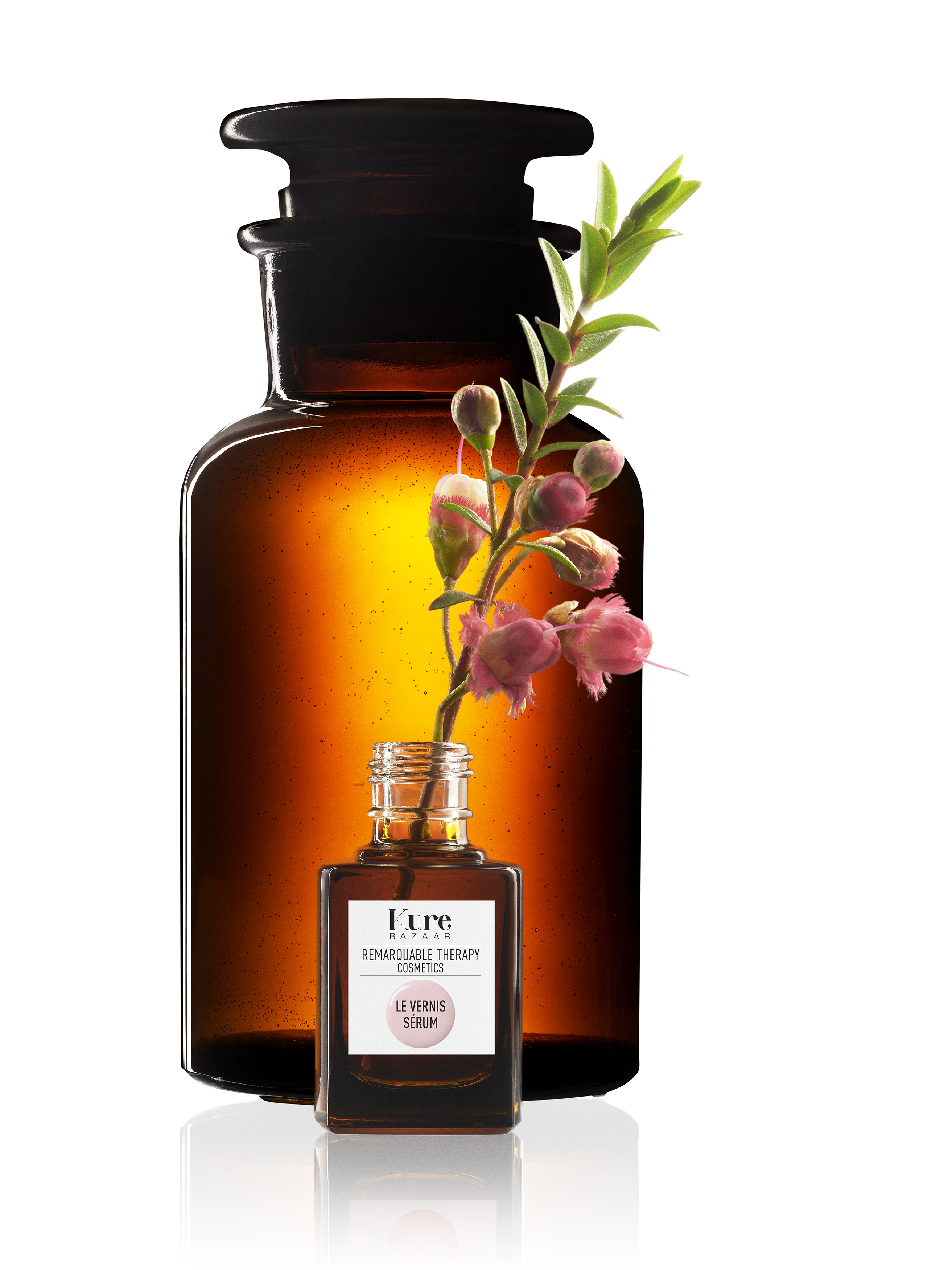 Kure Bazaar nagelserum i glasflaska.